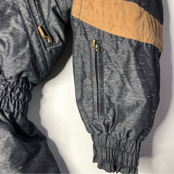 Vintage Descente Embroidered Grey and Black Casual Puffer Skiing Jacket Size 8 - Picture 6 of 12